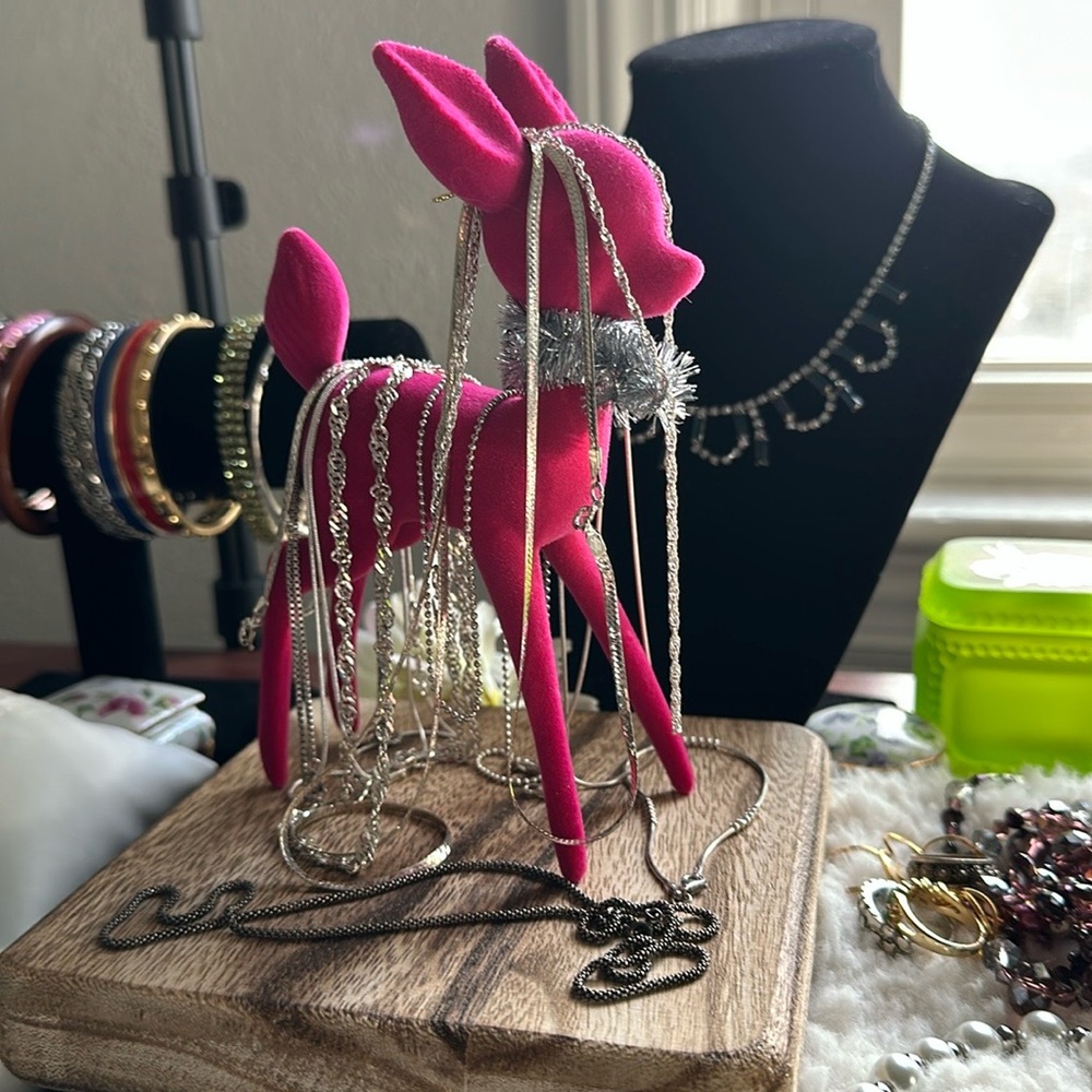 Show Jewelry Dec 29